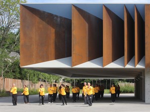 Shim-Sutcliffe Architects - Wong Dai Sin Temple -06- Shim-Sutcliffe Architects.jpg