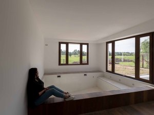 Ambroggio Arq ph G Viramonte-1976-Editar.jpg