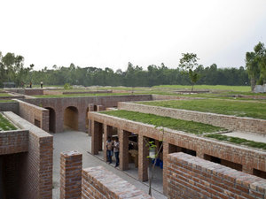 akaa-2016-bangladesh-friendship_center_01.jpg