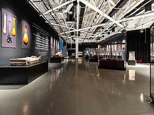NEK_int_06242-HDR_midi.jpg