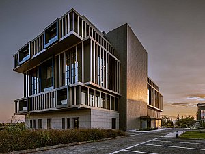 04.jpg