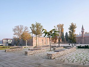 12-EKAP9570_bhbM © 2024.jpg