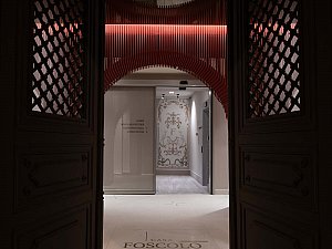 02_Casa Foscolo Hotel Entrance.jpg