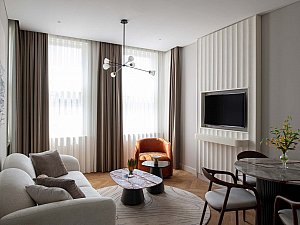16_Two Bedroom Suite with French Balcony 4.jpg