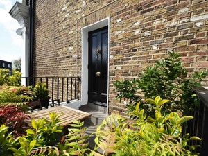 craftdesign-Camden-entrance.jpg