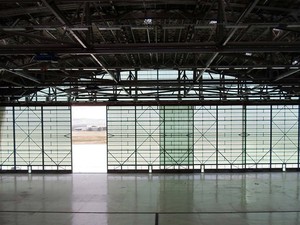 Hangar (2).jpg