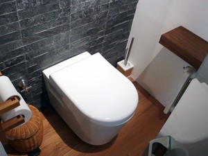 y06 L1070640r-R.jpg