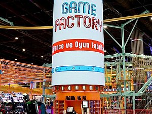 GAME-FACTORY_I-AM_Özdilek_72dpi_20.jpg