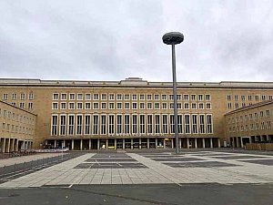 Banu Uçak_Tempelhof