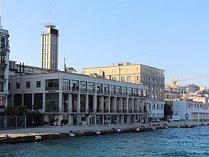 Ebru Omay_ Karaköy Yolcu Salonu