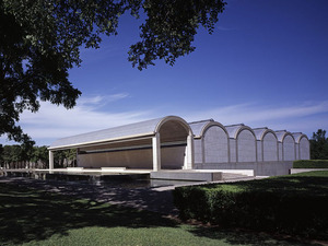 1167px-Kimbell_Art_Museum_Highsmith.jpg