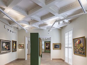 Interior 11.jpg