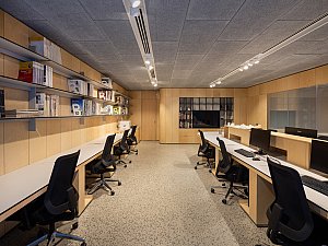 D6960_R5_StudioMajo_r.jpg