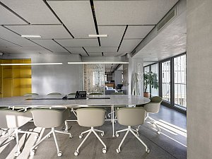 10-Meeting.jpg