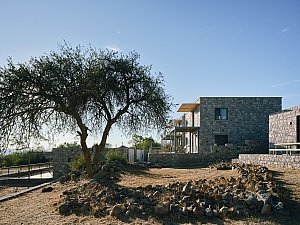 08-1.jpg