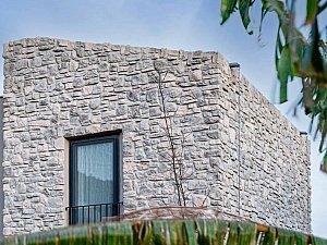 URL08380-Edit.jpg