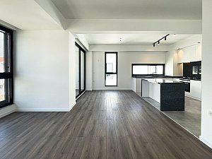 14 (2).jpg
