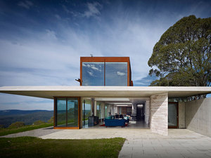 invisible_house.jpg