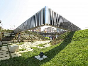 001.jpg