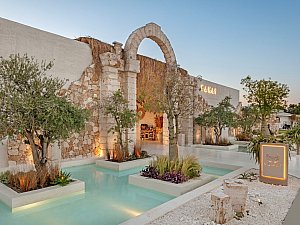 Titanic Deluxe Golf Belek_Yamas Restaurant (2).jpg