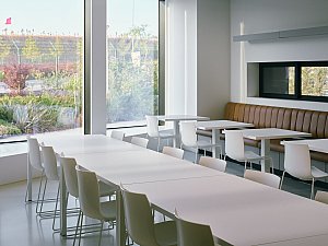 EKAP3250_ucgW © 2025.jpg