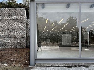 017