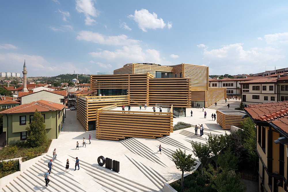 1) OMM by Kengo Kuma and Associates. Fotoğraf_Photo ©NAARO (1).jpg