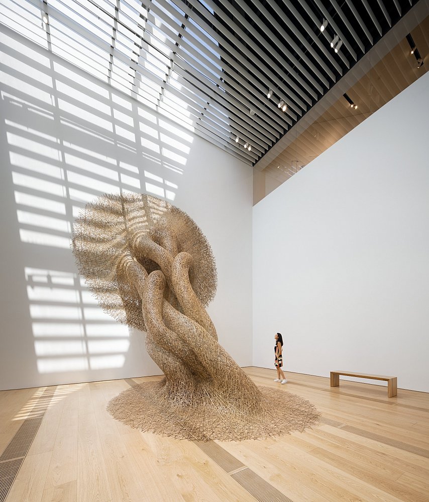 9) Installation by Japanese bamboo artist Tanabe Chikuunsai IV, at OMM by Kengo Kuma and Associates. Fotoğraf_Photo ©NAARO (1).jpg