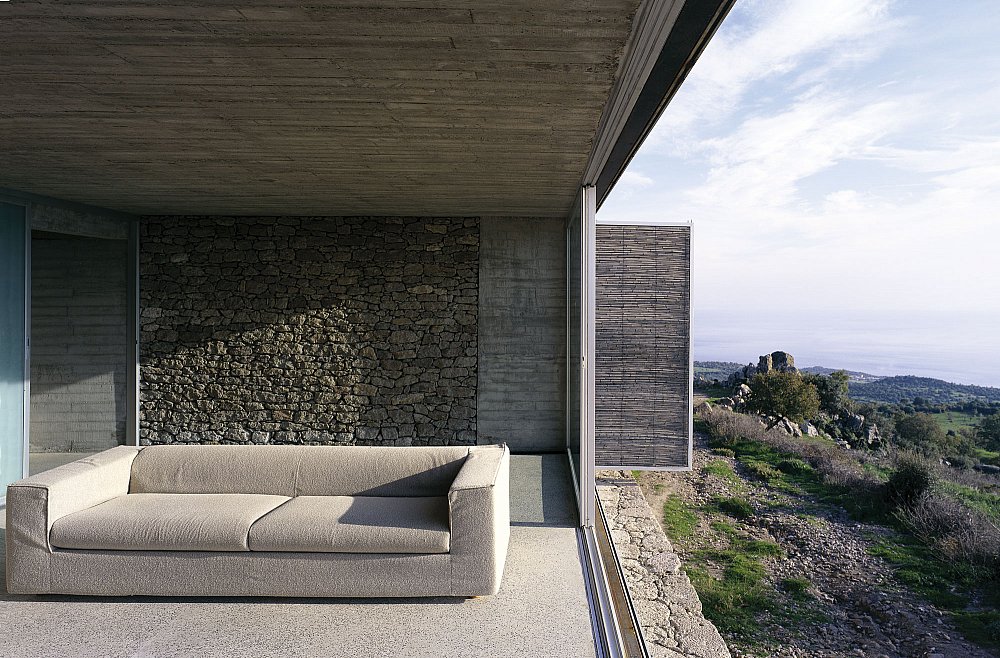 B2-groundfloorinterior1.jpg