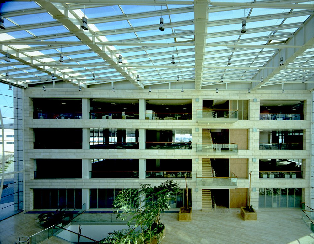 dmg-ph01.jpg