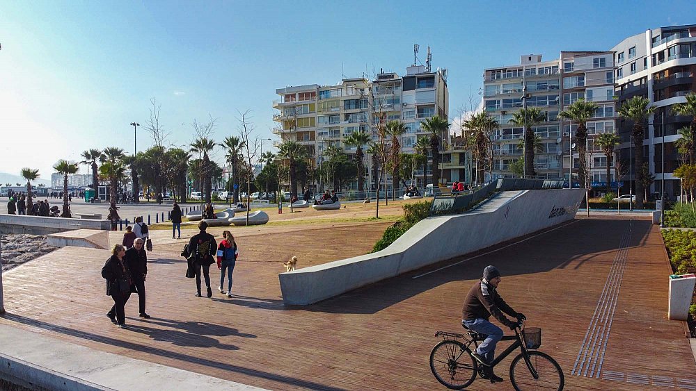 Copy of STUDIOEVRENBASBUG_AlaybeyGarden_p15.jpg