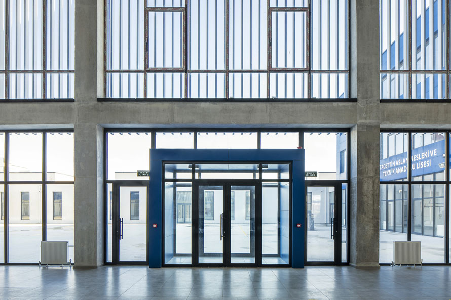 08-Tacettin Aslan Mesleki ve Teknik Anadolu Lisesi.jpg