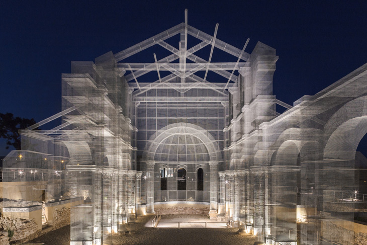 Edoardo-Tresoldi_Basilica-di-Siponto-©-Roberto-Conte.jpg