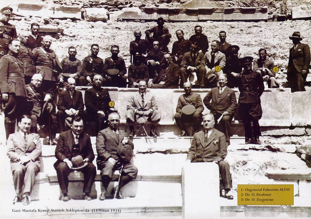 ataturk-pera.jpg