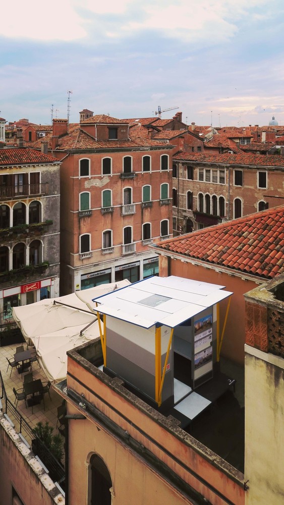 VEN-LIVING SHELTER-BIENNALE-03.jpg