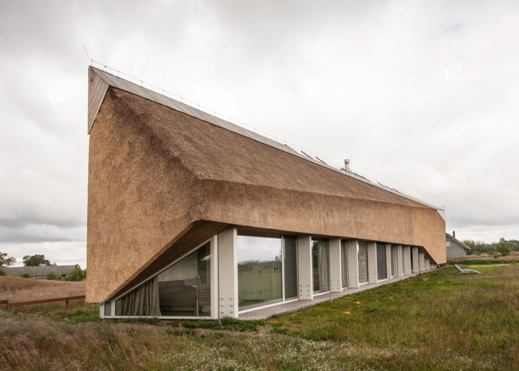 dune-house-2.jpg
