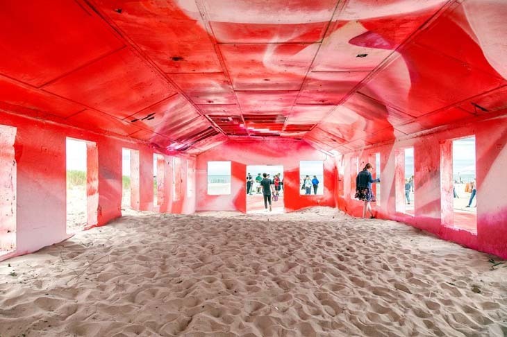 katharina-grosse-rockaway-installation-02.jpg