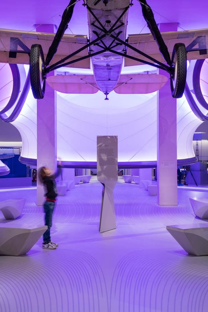 ZHA_Mathematics_The Winton Gallery_ph_LukeHayes_13.jpg