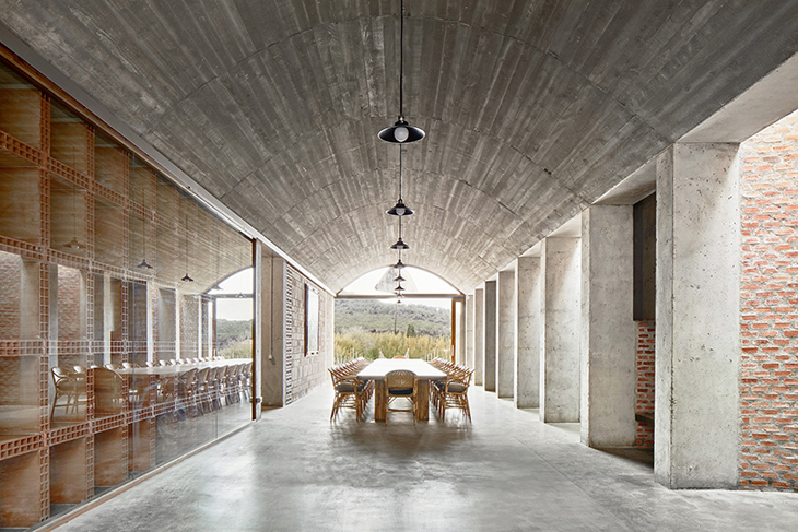 jorge-vidal-tomas-victor-rahola-mont-ras-winery-girona-catalonia-spain-designboom-02.jpg