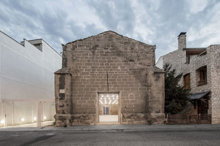 domus-aleaolea-church-vilanova-02.jpg