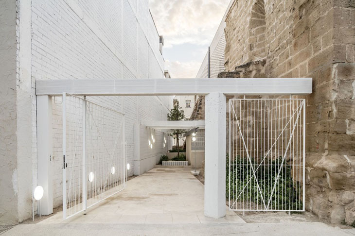 domus-aleaolea-church-vilanova-04.jpg
