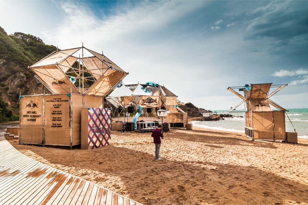 Babylon Soundgarden Festivali 2016 Red Bull Music Academy Sahnesi (BARN arch.)