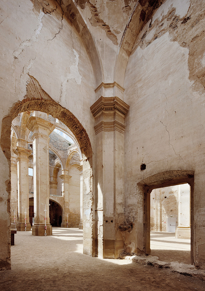 Ferran Vizoso Architecture Corbera dEbre Kilisesinin Restorasyonunu Tamamladi 16.jpg