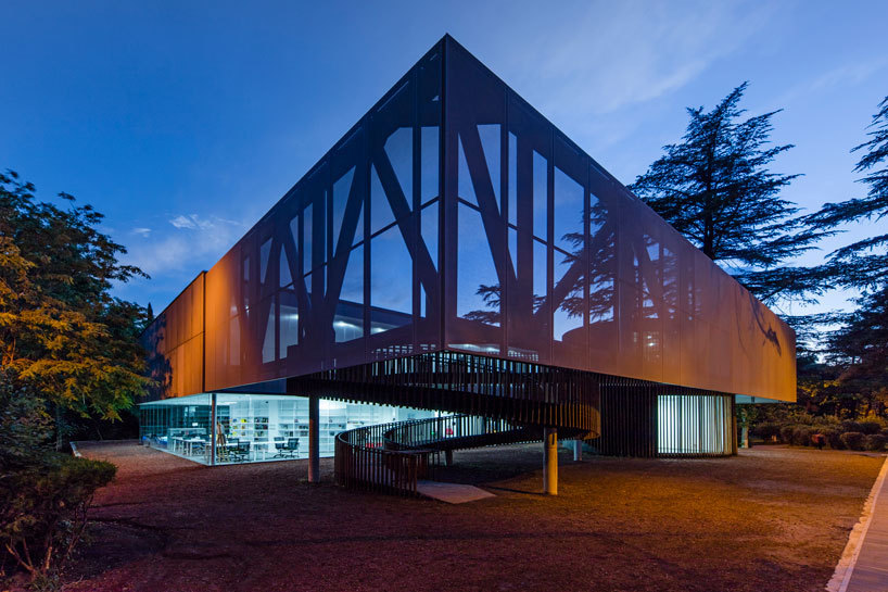 laboratory of architecture 3 11.jpg