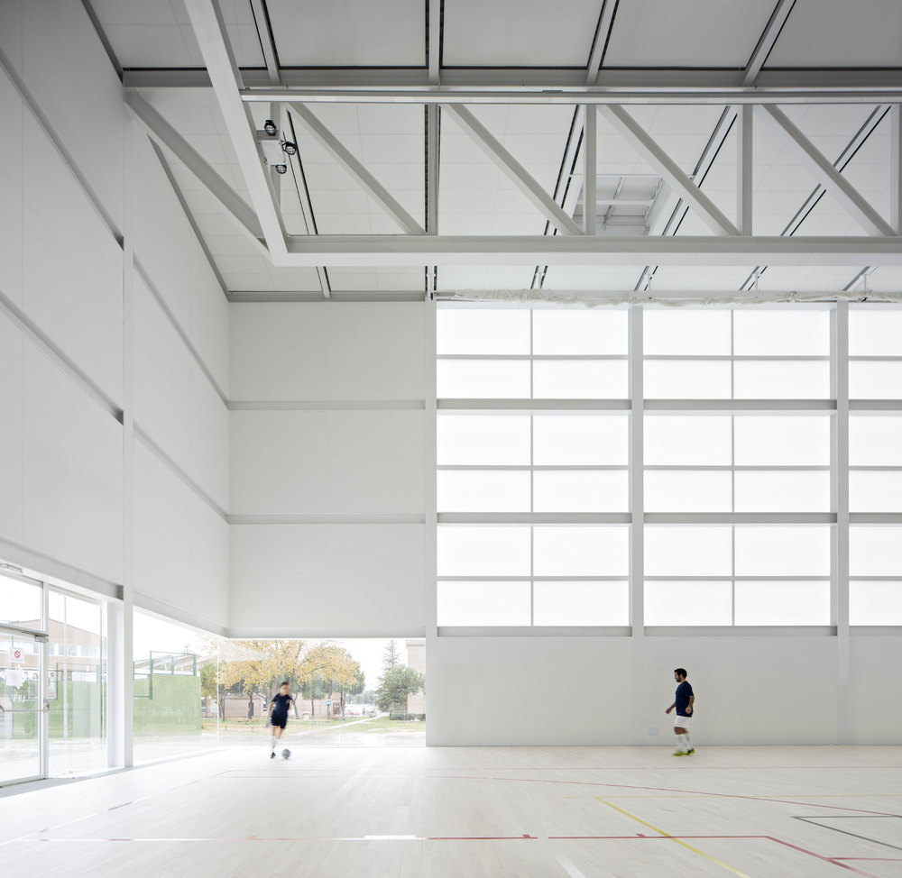 Vitoria Sports Center 5.jpg
