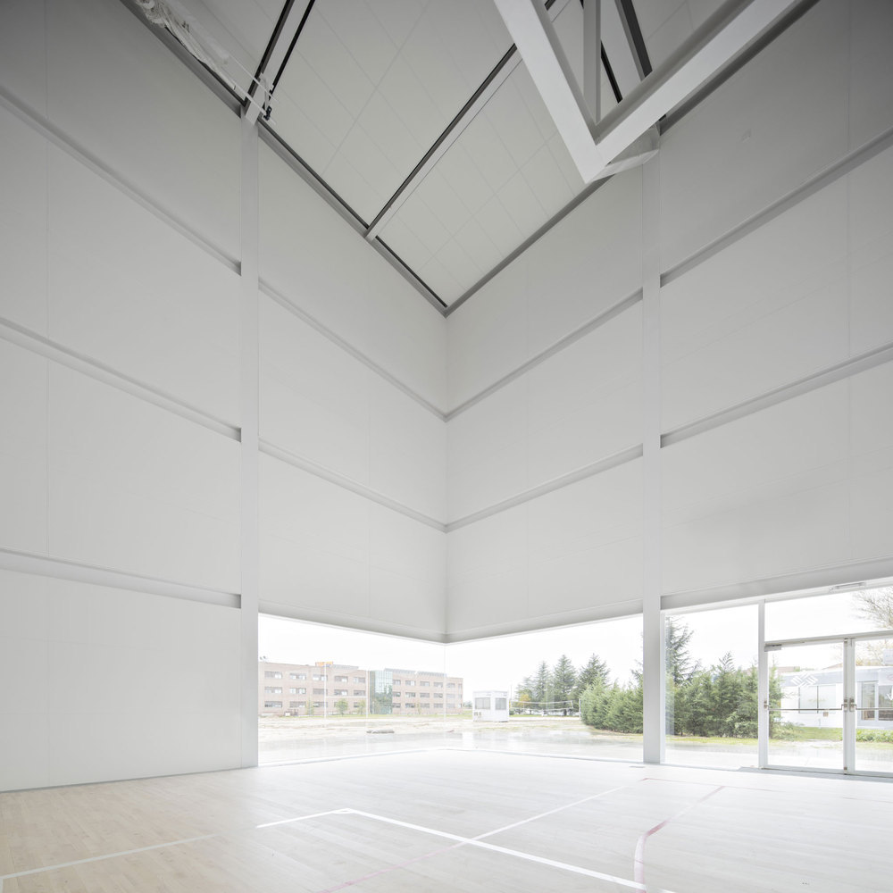 Vitoria Sports Center 8.jpg