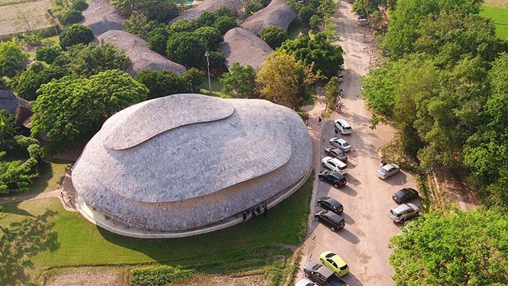 chiangmai-life-architects-bamboo-sports-hall-panyaden-international-school-thailand-designboom-10.jpg