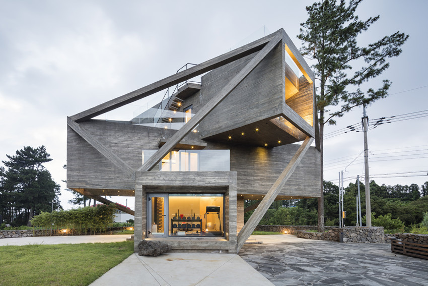 Simple House 1.jpg