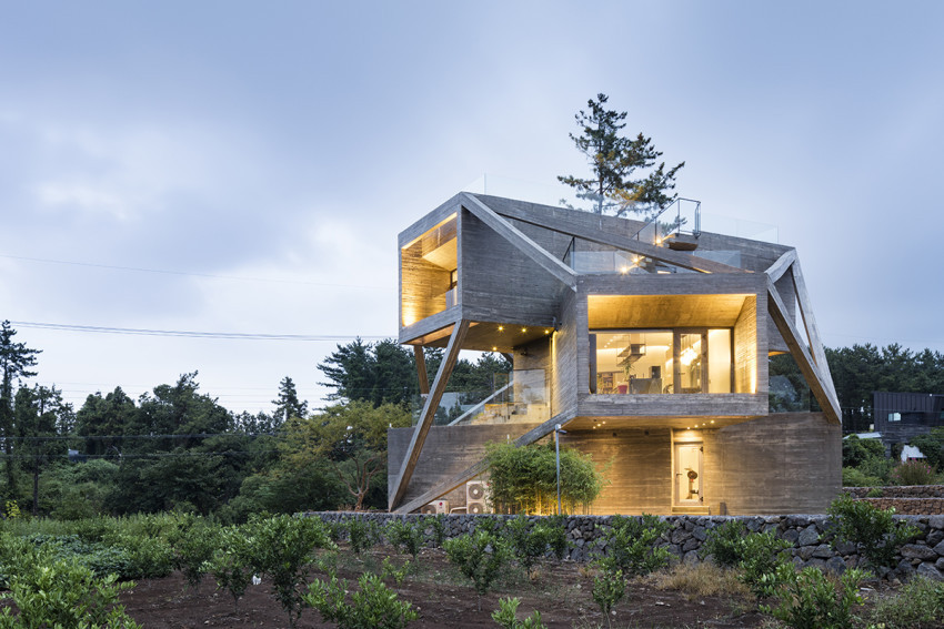 Simple House 3.jpg