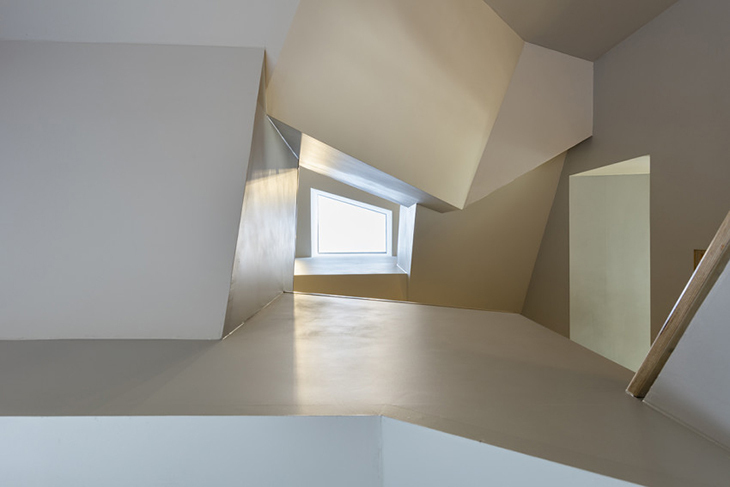 Simple House 21.jpg